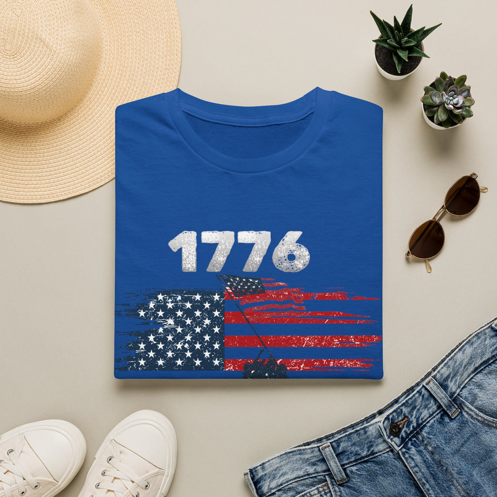 1776 American Flag T-Shirt — Vintage Patriotic July 4th Tee