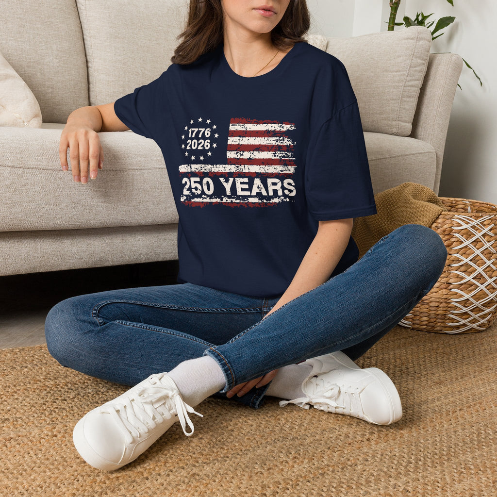 Distressed American Flag T-Shirt — Vintage USA Patriotic Tee